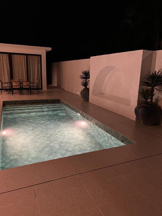 Arau House Villa Buitenkant foto